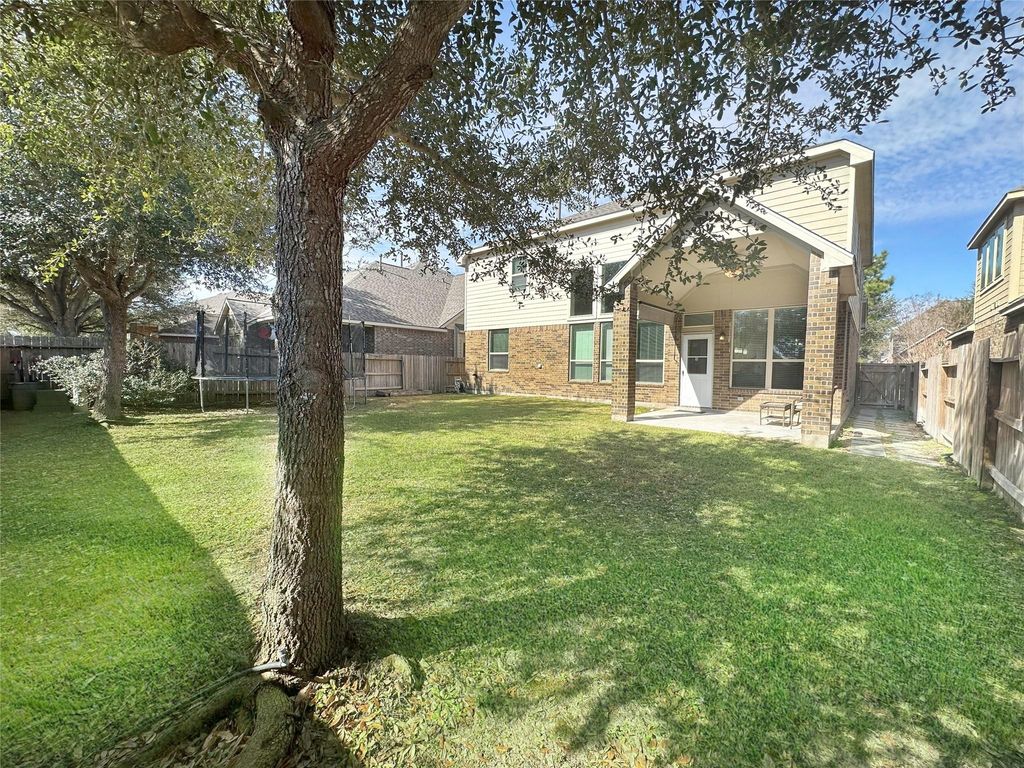 Image 50 of property listing at 26827 Longleaf Valley Drive, Katy, TX 77494