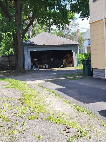 586 Thurston Road, Rochester, NY 14619