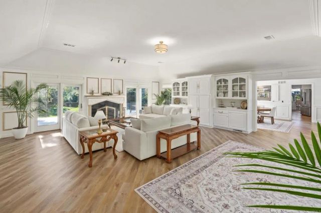 9 Country Glen Road, Fallbrook, CA 92028