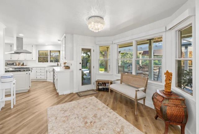 9 Country Glen Road, Fallbrook, CA 92028