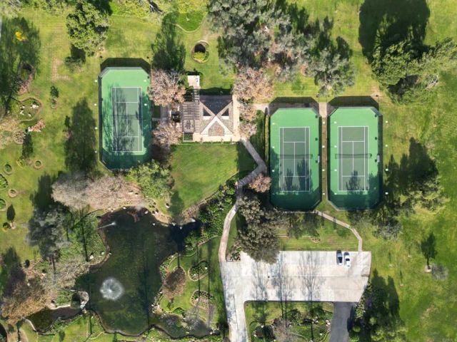 9 Country Glen Road, Fallbrook, CA 92028