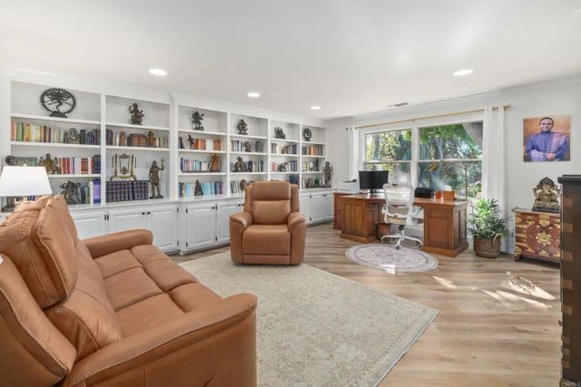 9 Country Glen Road, Fallbrook, CA 92028