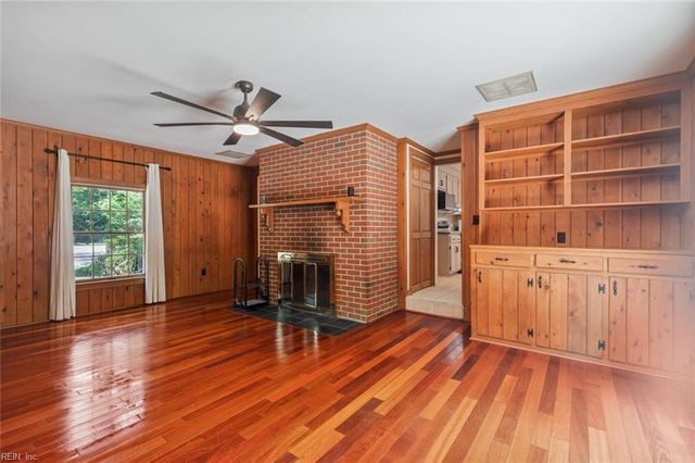 1433 Williams CIR, Suffolk, VA 23434