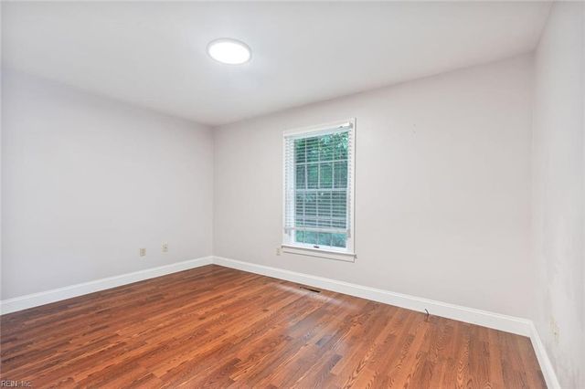 1433 Williams CIR, Suffolk, VA 23434