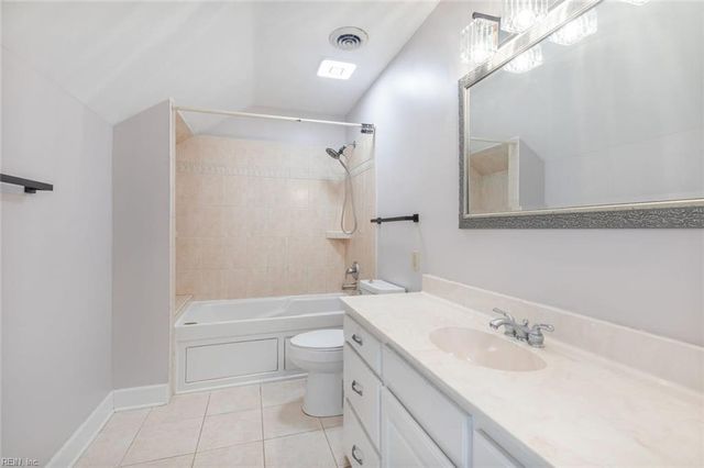 1433 Williams CIR, Suffolk, VA 23434