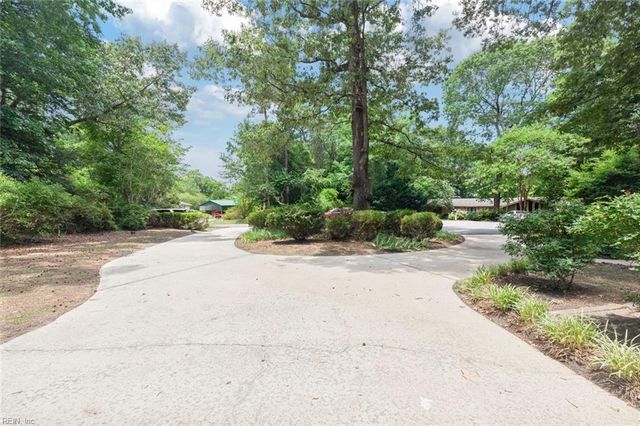 1433 Williams CIR, Suffolk, VA 23434