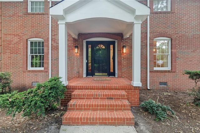 1433 Williams CIR, Suffolk, VA 23434