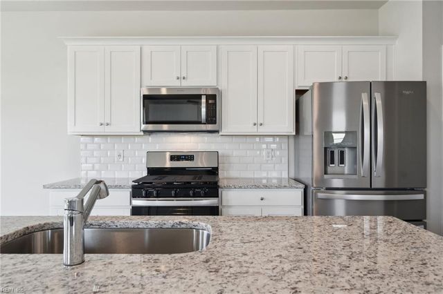 1118 Erin DR, Suffolk, VA 23435