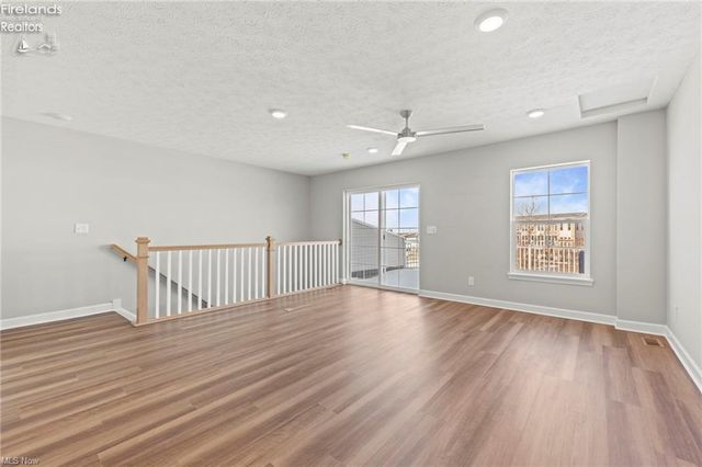 457 Harbor Lane, Lorain, OH 44052