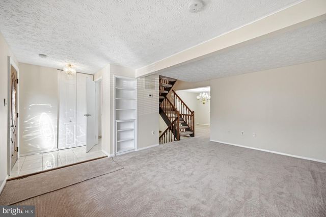 5831 ROCK FOREST CT, Centreville, VA 20121