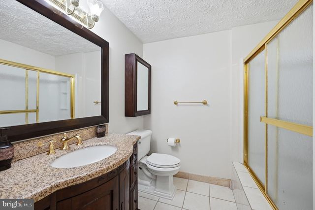 5831 ROCK FOREST CT, Centreville, VA 20121