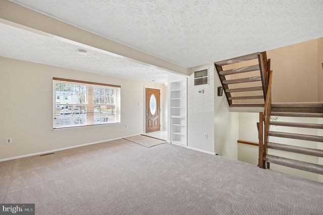 5831 ROCK FOREST CT, Centreville, VA 20121