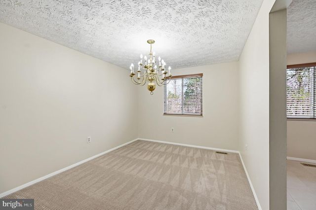 5831 ROCK FOREST CT, Centreville, VA 20121