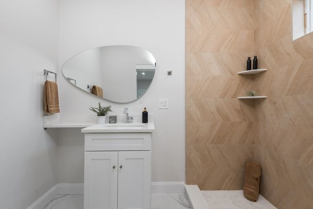 6 Gordon 6, Arlington, MA 02474