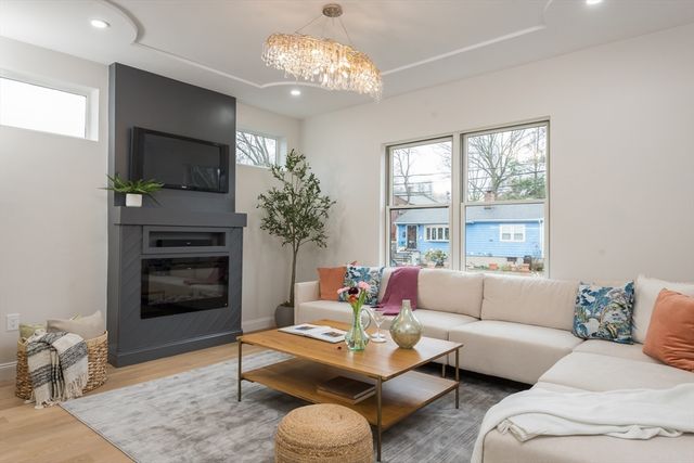 6 Gordon 6, Arlington, MA 02474