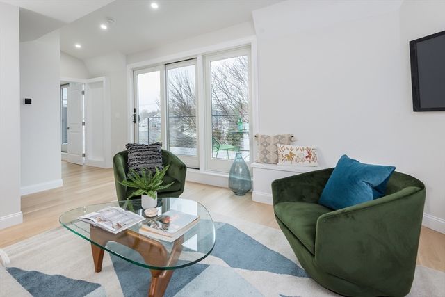 6 Gordon 6, Arlington, MA 02474