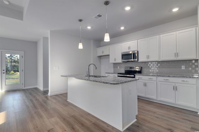 424 Meadow Sweet Pl, Conway, SC 29526