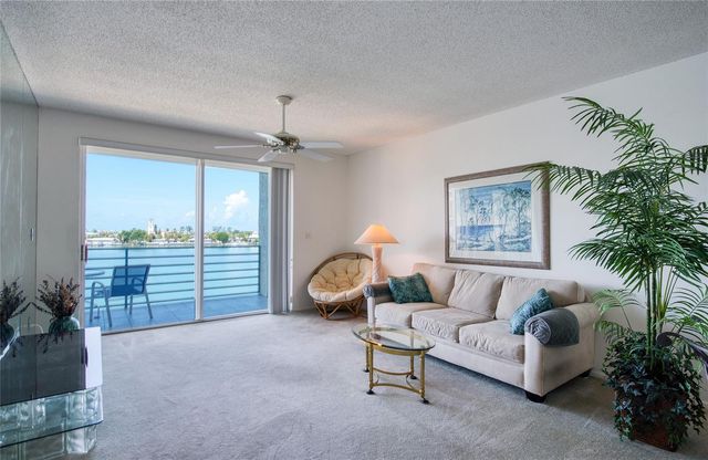 7984 SAILBOAT KEY BOULEVARD S 303, St Petersburg, FL 33707