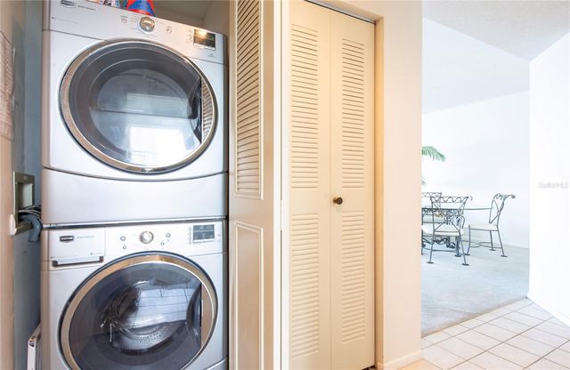 7984 SAILBOAT KEY BOULEVARD S 303, St Petersburg, FL 33707