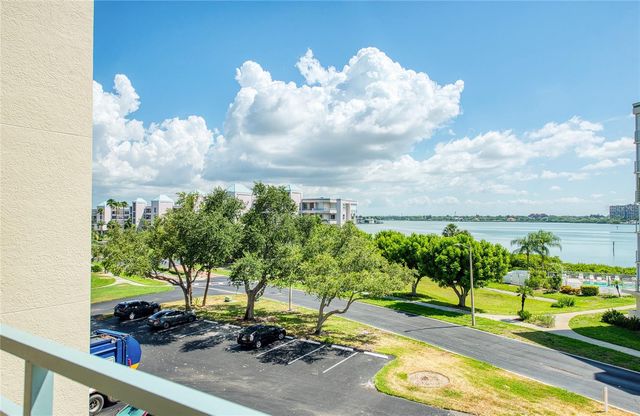 7984 SAILBOAT KEY BOULEVARD S 303, St Petersburg, FL 33707