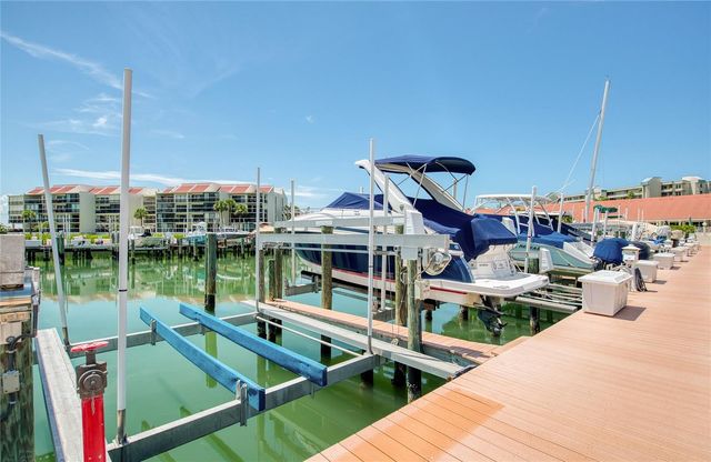7984 SAILBOAT KEY BOULEVARD S 303, St Petersburg, FL 33707