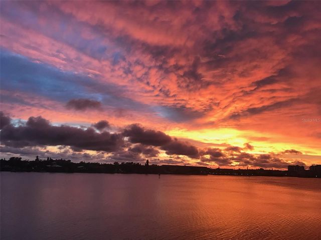 7984 SAILBOAT KEY BOULEVARD S 303, St Petersburg, FL 33707