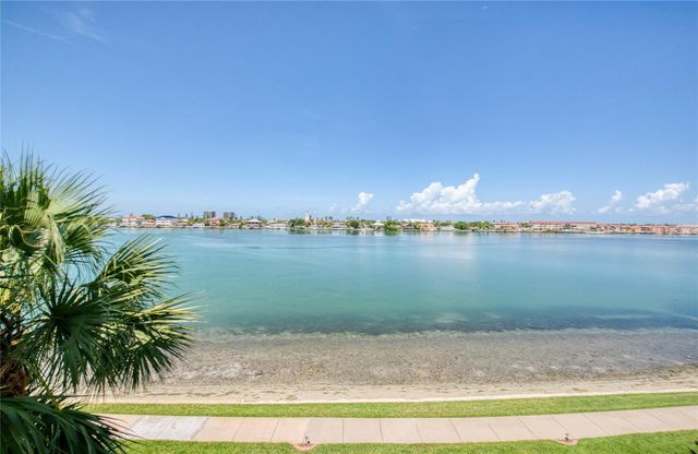 7984 SAILBOAT KEY BOULEVARD S 303, St Petersburg, FL 33707
