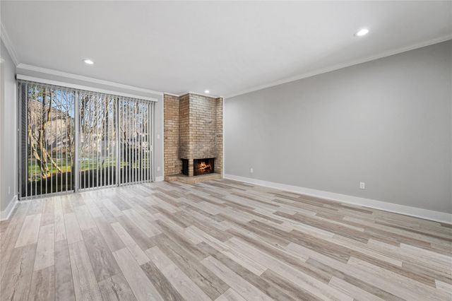 2113 Lake Village Drive, Kingwood, TX 77339