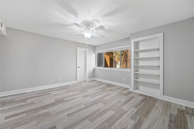 2113 Lake Village Drive, Kingwood, TX 77339