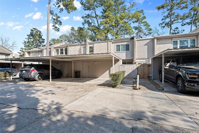 2113 Lake Village Drive, Kingwood, TX 77339