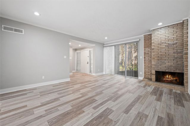 2113 Lake Village Drive, Kingwood, TX 77339