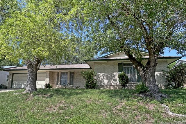 331 Shin Oak, Live Oak, TX 78233