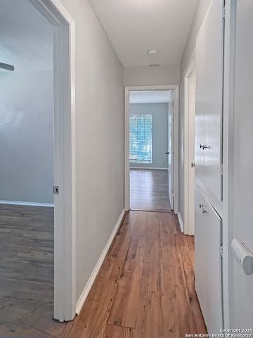 331 Shin Oak, Live Oak, TX 78233