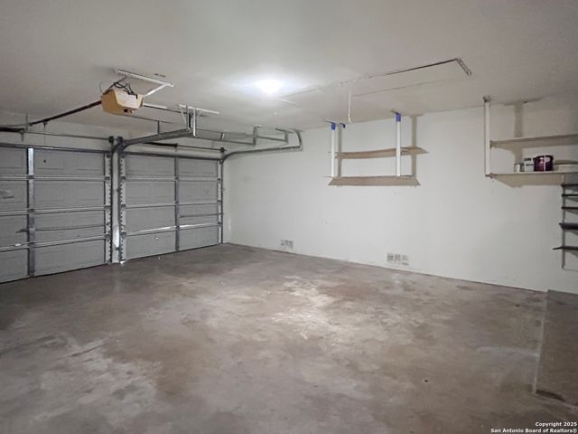 331 Shin Oak, Live Oak, TX 78233