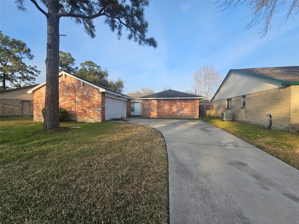 22218 Springgate Drive, Spring, TX 77373