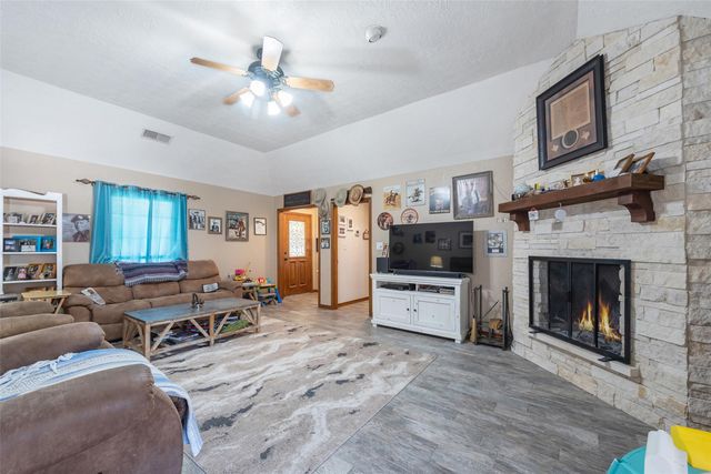 1014 Ginger Street, Santa Fe, TX 77517