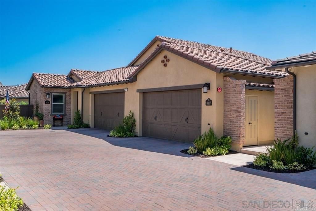 8117 Auberge Cir, San Diego, CA 92127