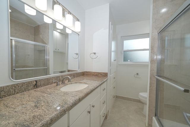 5471 Loch Lomond Drive, Houston, TX 77096