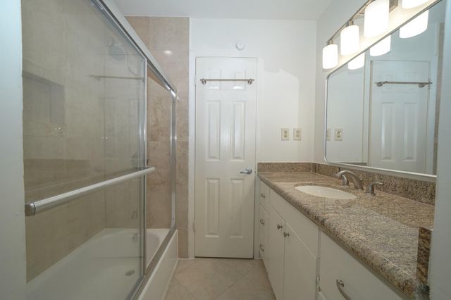 5471 Loch Lomond Drive, Houston, TX 77096