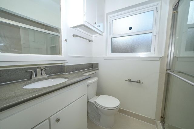 5471 Loch Lomond Drive, Houston, TX 77096