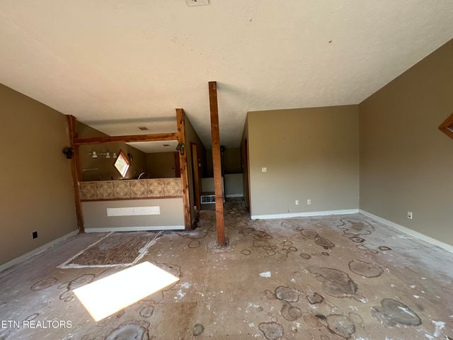 2719 Lakin Rd, Knoxville, TN 37924