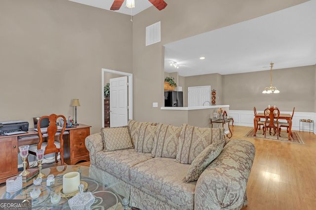 314 Gable Brook Drive SW, Grayson, GA 30017