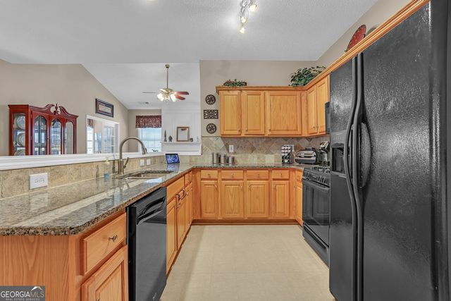 314 Gable Brook Drive SW, Grayson, GA 30017