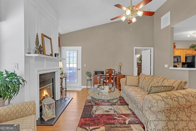 314 Gable Brook Drive SW, Grayson, GA 30017