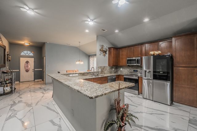 1240 Camden Yard Drive, Fort Worth, TX 76028