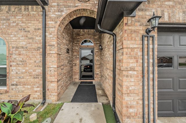 1240 Camden Yard Drive, Fort Worth, TX 76028