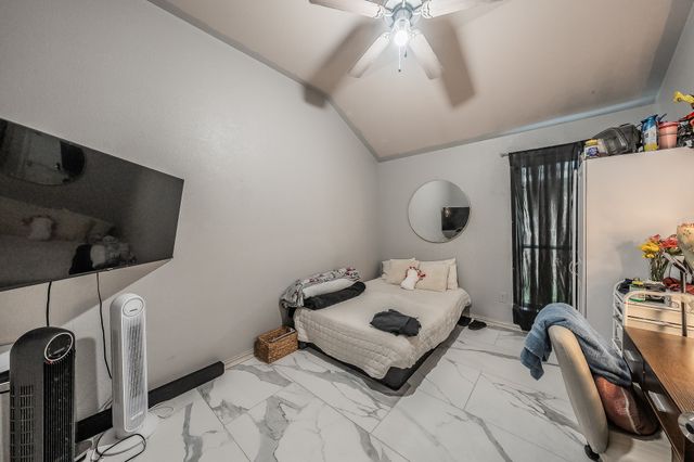 1240 Camden Yard Drive, Fort Worth, TX 76028
