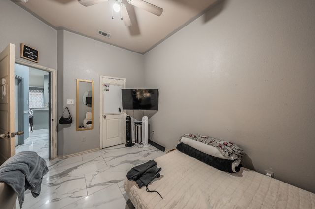 1240 Camden Yard Drive, Fort Worth, TX 76028