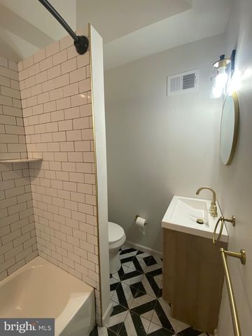 6215 N GRATZ ST, Philadelphia, PA 19141