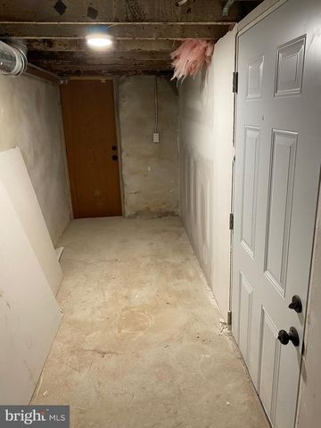 6215 N GRATZ ST, Philadelphia, PA 19141